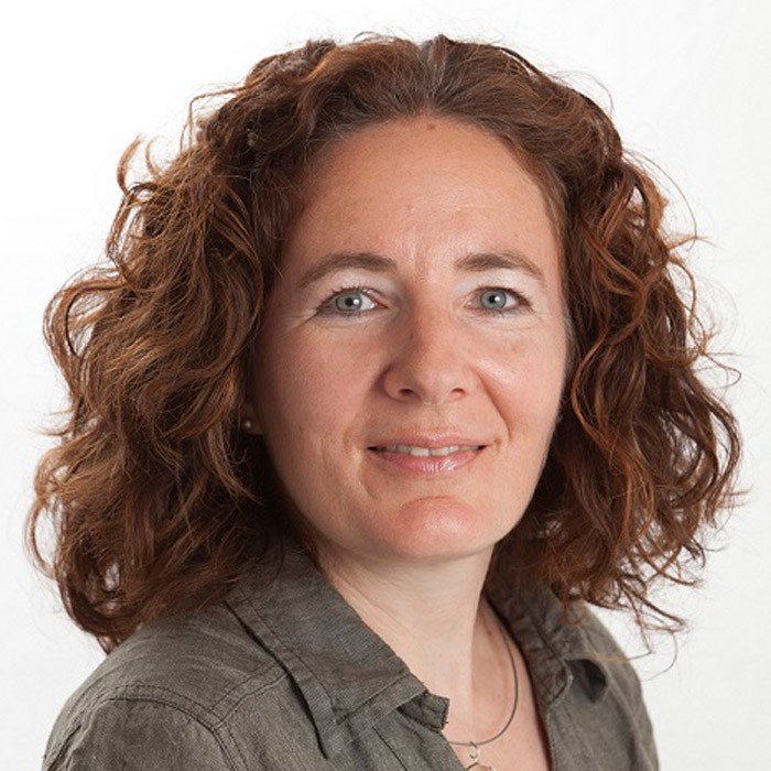 Porträt Franziska Lüthy